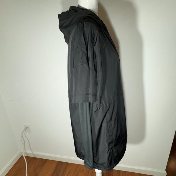 Black Hooded Lightweight Champion Jacket with Drawstring - Size Small - Picture 4 of 11